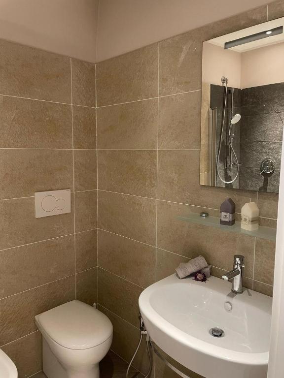 Civico 8 Apartment *